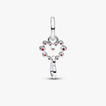 Pandora Yhdistetyt Sydämet Charm Hela 794435C01