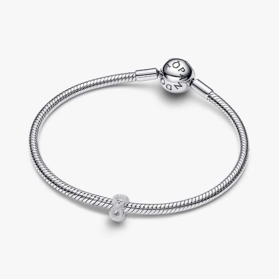 Pandora Mini Ikuisuus Charm Hela 794523C00