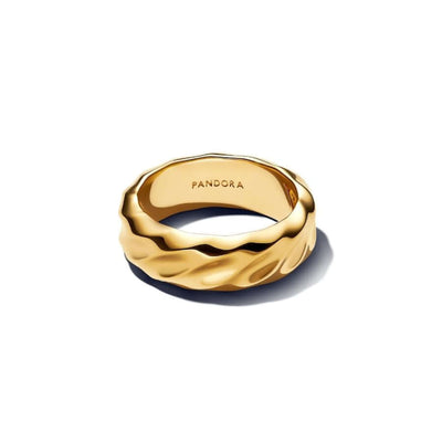 Pandora Essence Rippled Wide Sormus 163886C00