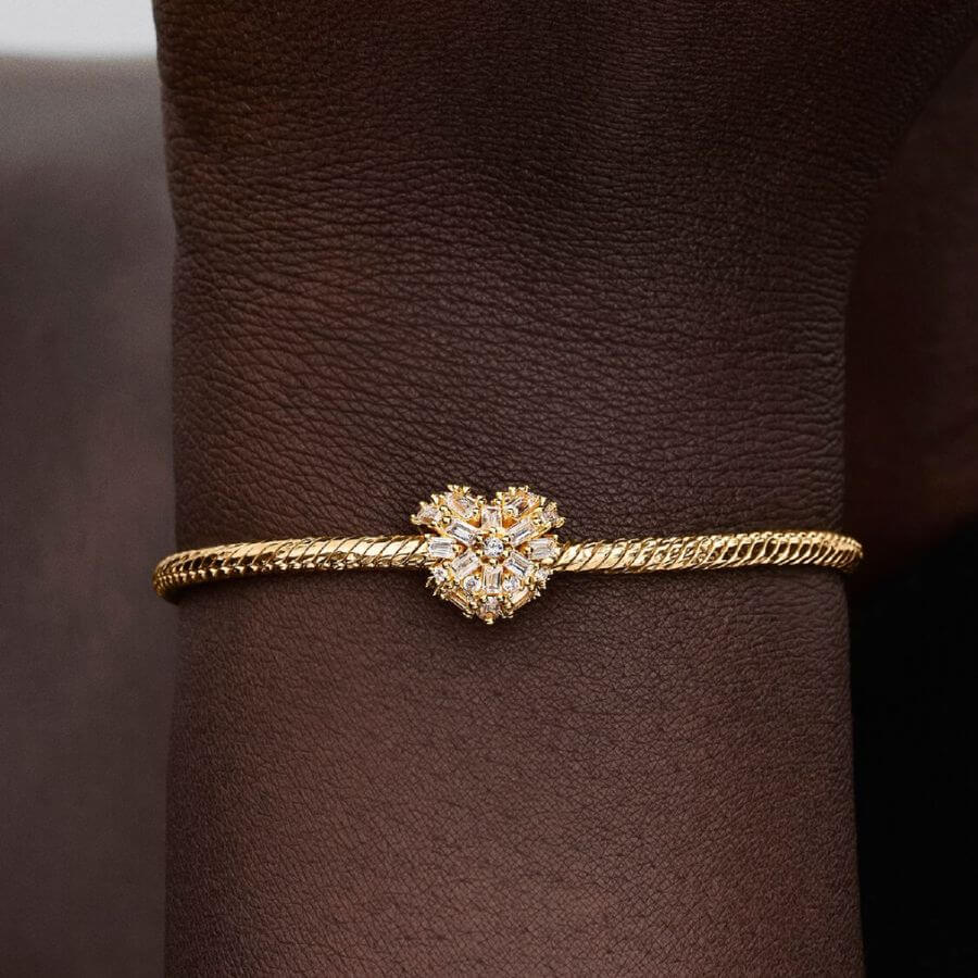 Pandora Sydän Charm Hela 764240C01