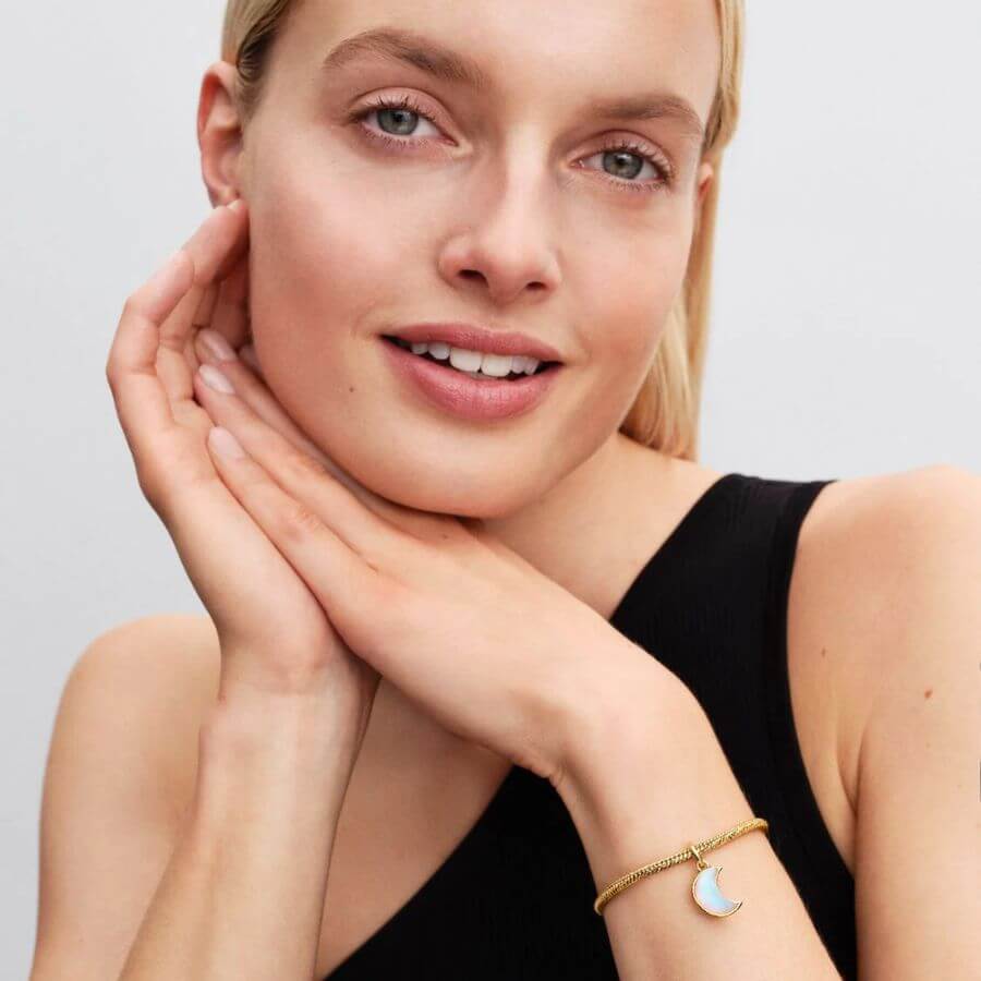 Pandora Puolikuu Charm Hela 764275C01