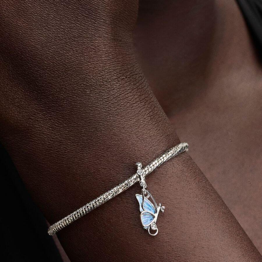 Pandora Sininen Perhonen Charm Hela 794241C01