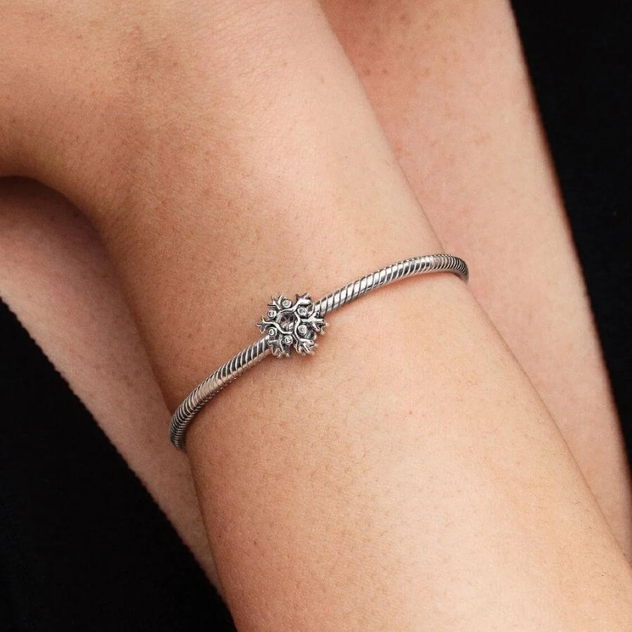 Pandora Lumihiutale Charm Hela 794249C01