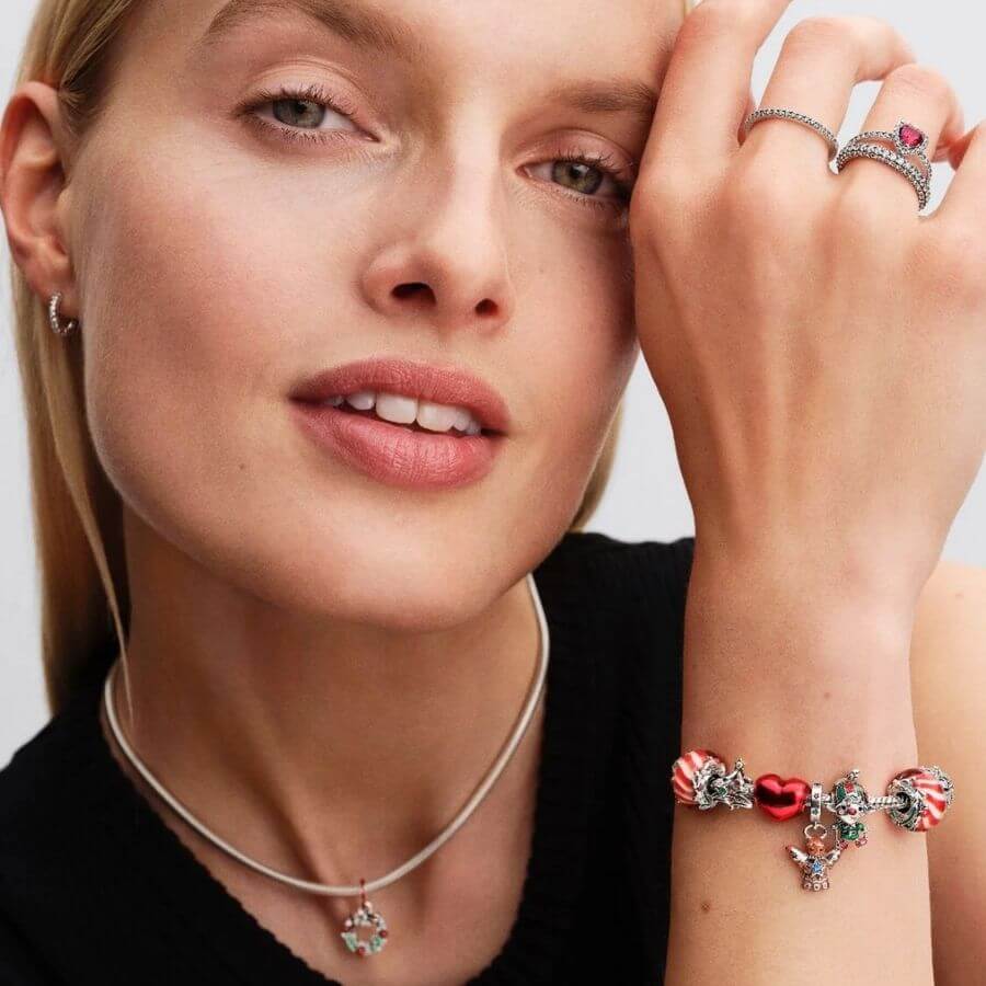 Pandora Joulutonttu Charm Hela 794294C01