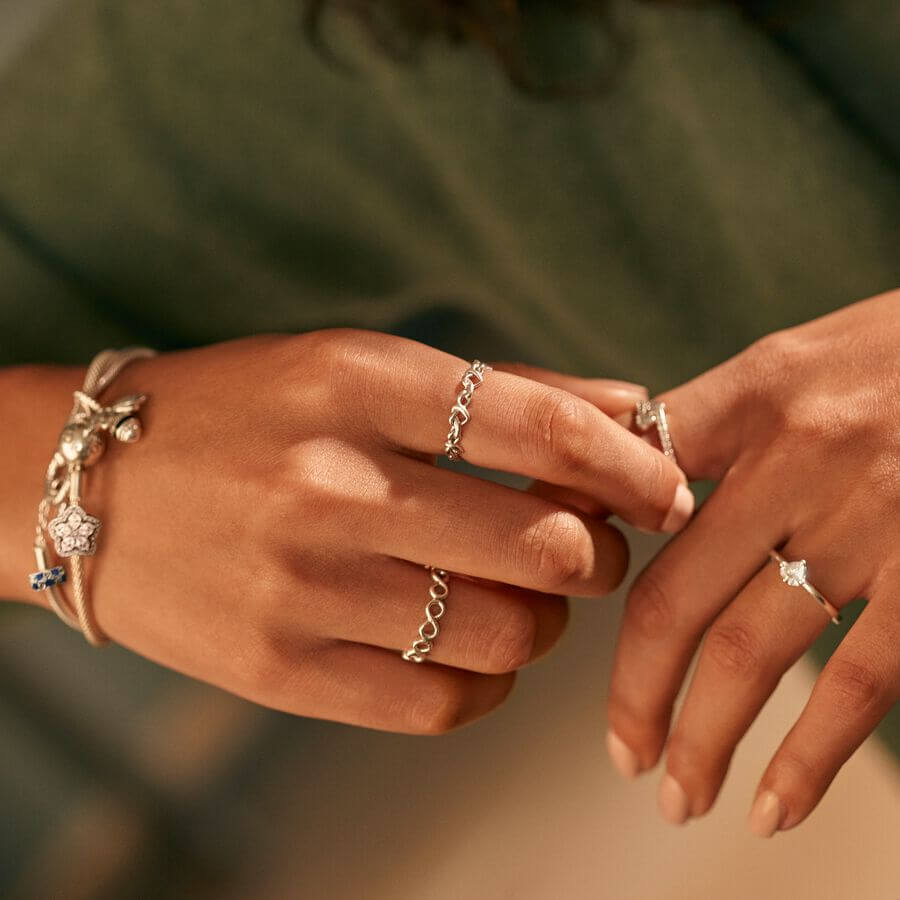 Pandora Knotted Hearts sormus 198018