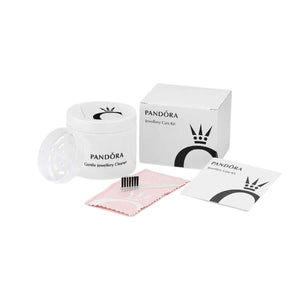 Pandora Korujen Puhdistussetti A002
