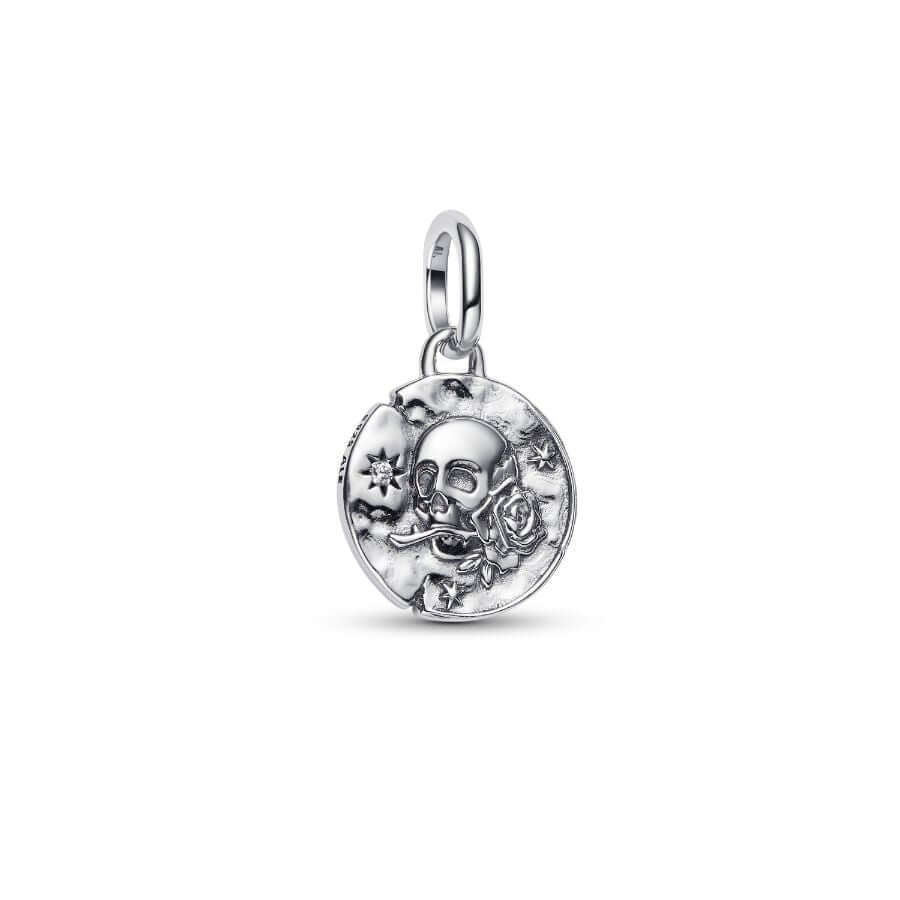 Pandora Medallion Skull Charm Hela 794089C01 | Salkari Oy