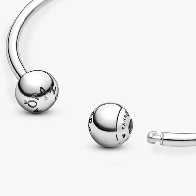 Pandora Moments Silver Open Bangle rannekoru 596477