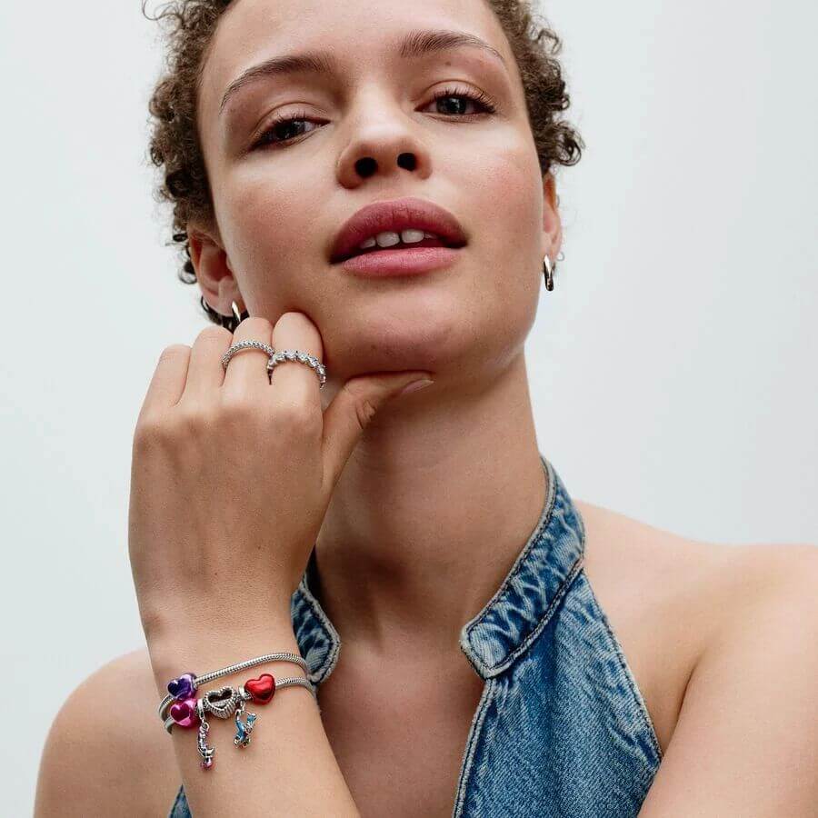 Pandora Pulleat Korvarenkaat 293320C00