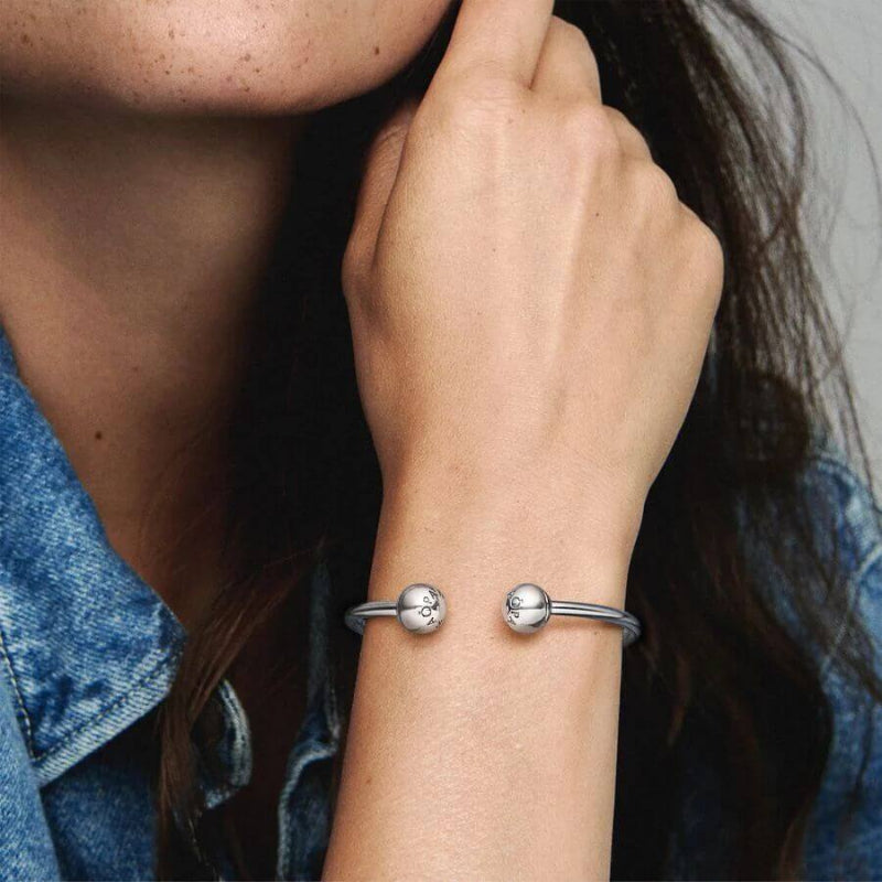 Pandora Moments Silver Open Bangle rannekoru 596477