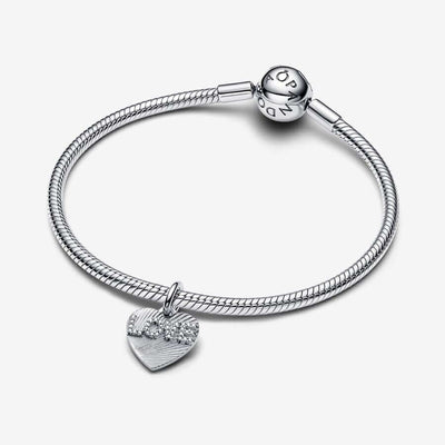 Pandora Kaiverrettava Sydän Charm Hela 793604c01