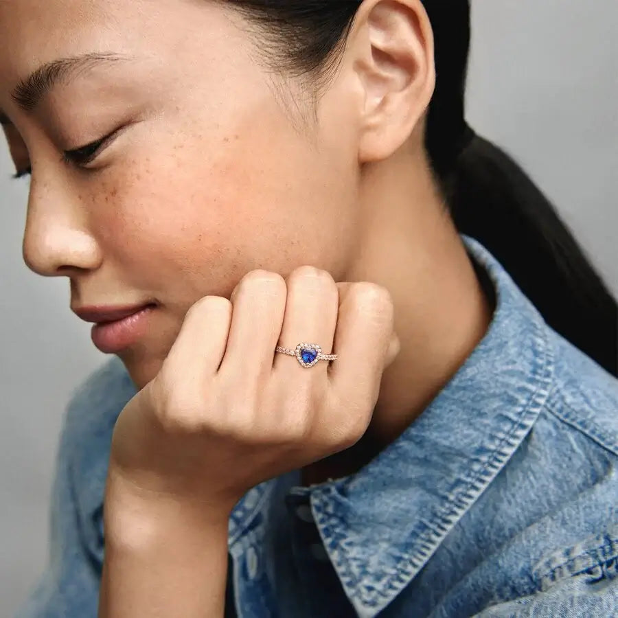 Pandora Sparkling Blue Elevated Heart Sormus 188421C01