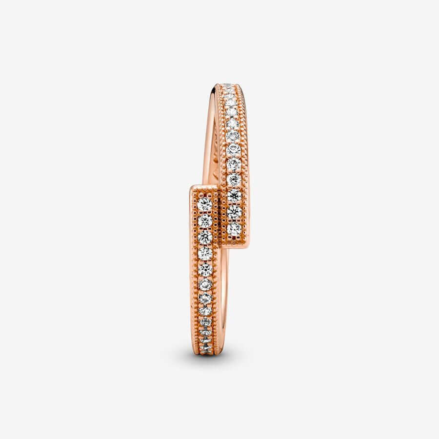 Pandora Sparkling Overlapping Sormus 189491C01