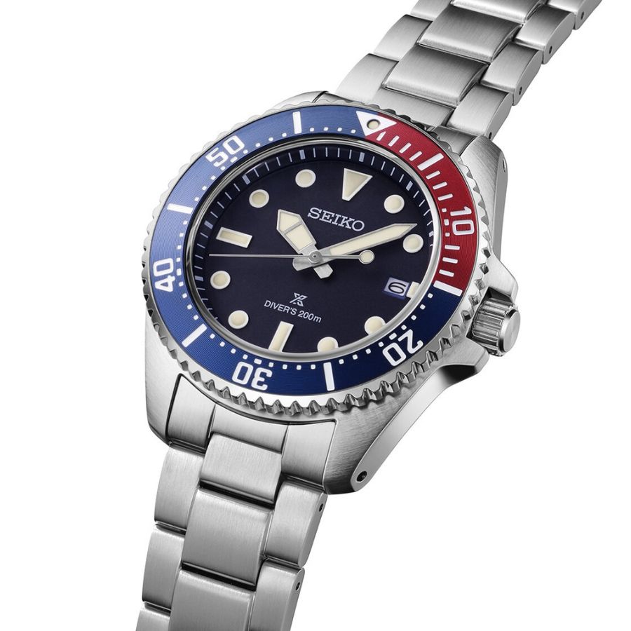 Seiko Prospex Solar Diver's SNE595P1