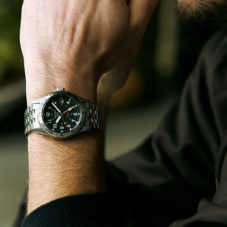 Seiko 5 Sports Field Series Rannekello HDB006K1