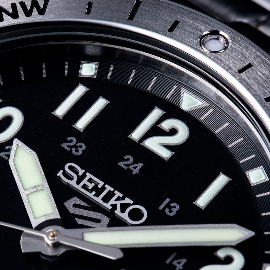 Seiko 5 Sports Field Series Rannekello HDB006K1
