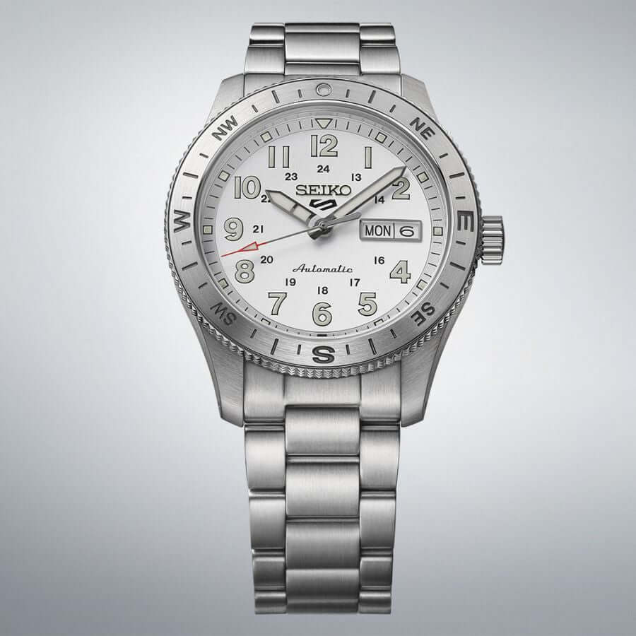 Seiko 5 Sports Field Series Rannekello HDB007K1