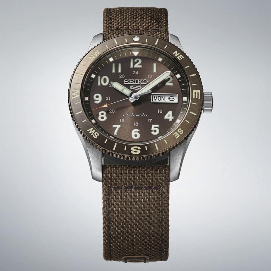 Seiko 5 Sports Field Series Rannekello HDB009K1