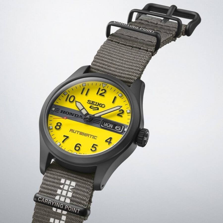 Seiko 5 Sports x Honda MOTOCOMPO Rannekello HDB010K1