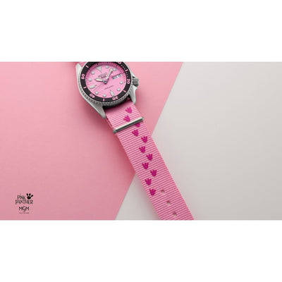 Seiko 5 Sports SKX Pink Panther Rannekello SRPM07K1
