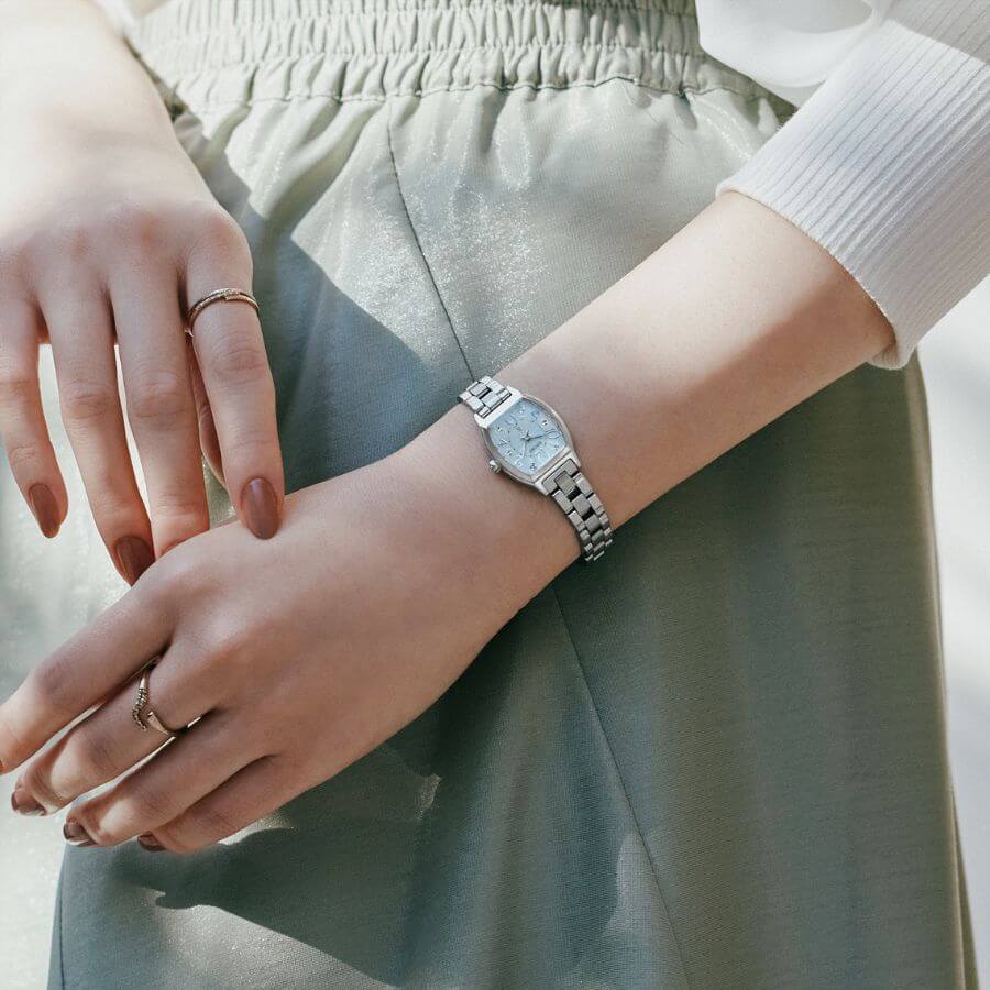 Seiko LUKIA Happy Naisten Rannekello SSWA015J