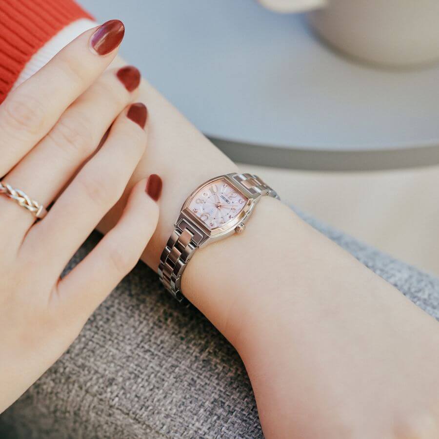 Seiko LUKIA Happy Naisten Rannekello SSWA016J