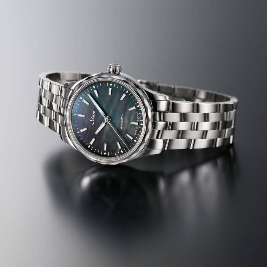 Sinn 534 Mother-of-Pearl S Naisten kello 534.010