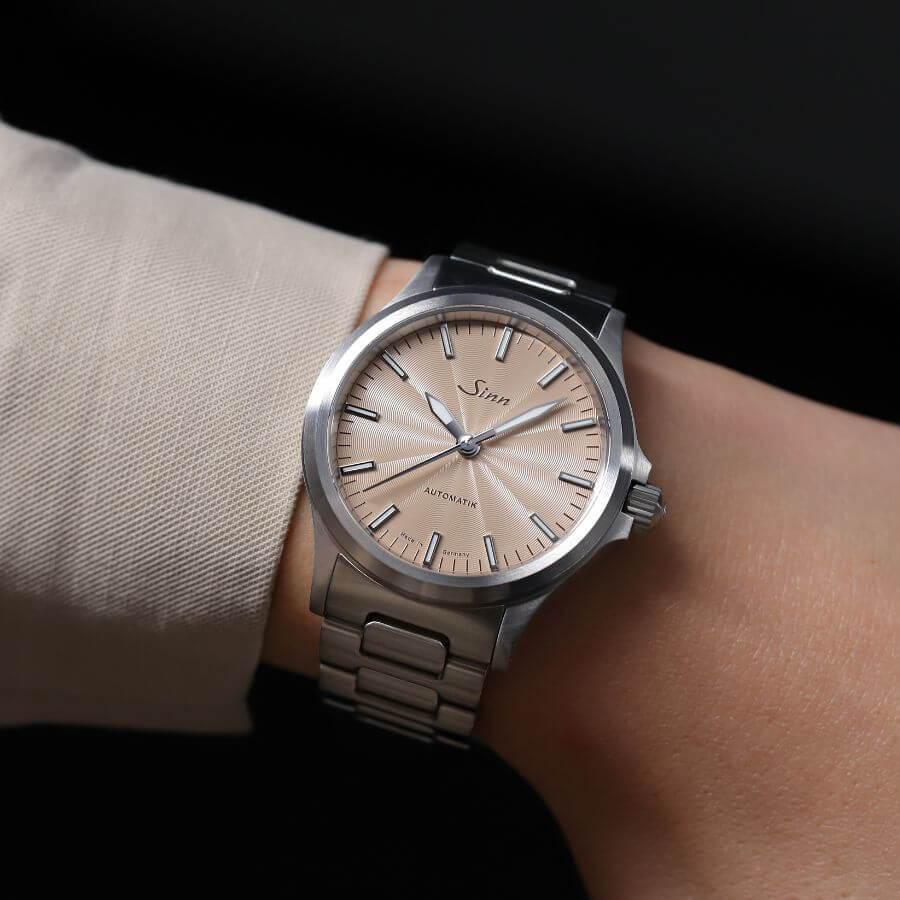 Sinn 556 Sand Rannekello 556.0122