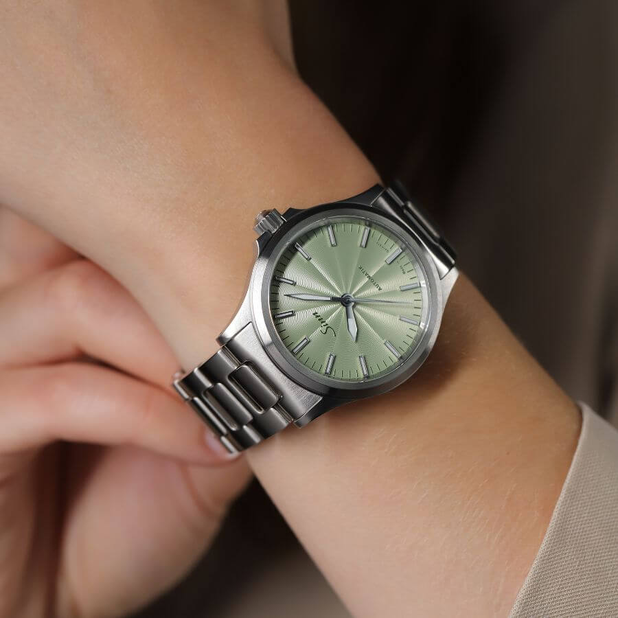 Sinn 556 Sage Rannekello 556.0123