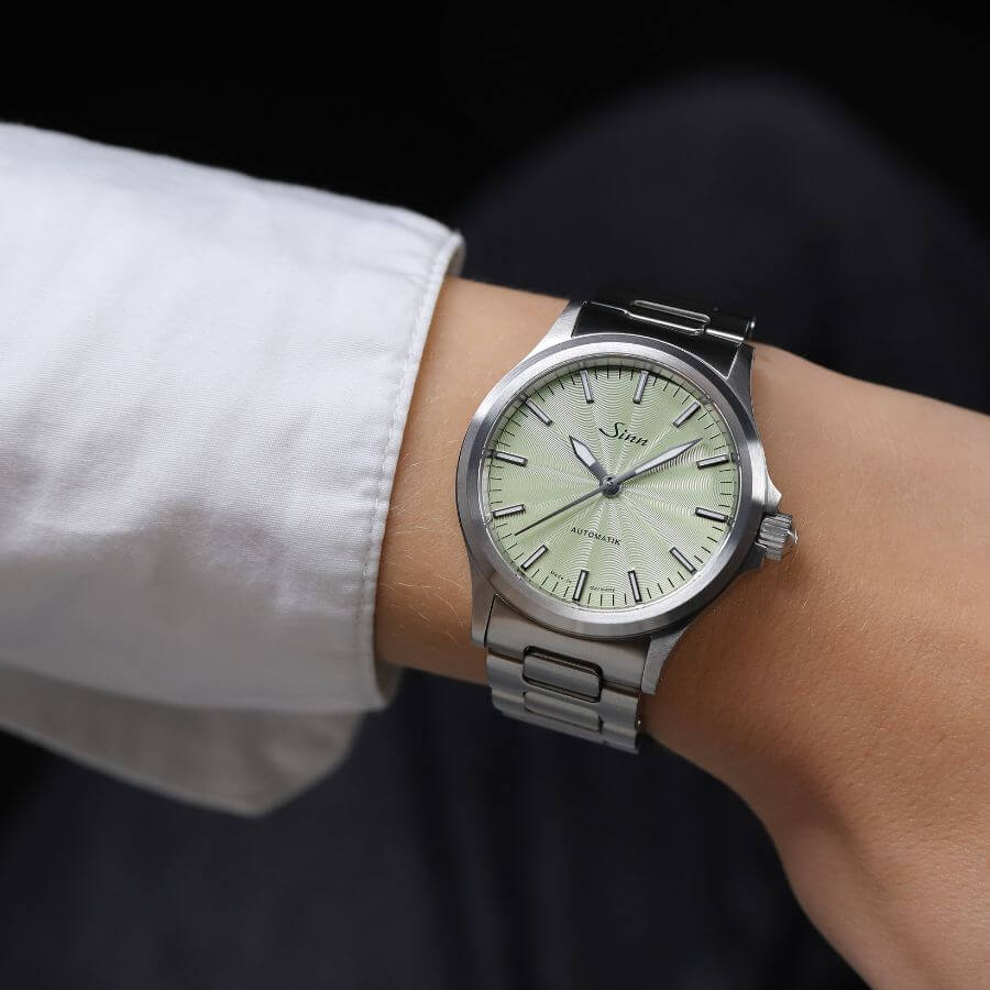 Sinn 556 Sage Rannekello 556.0123