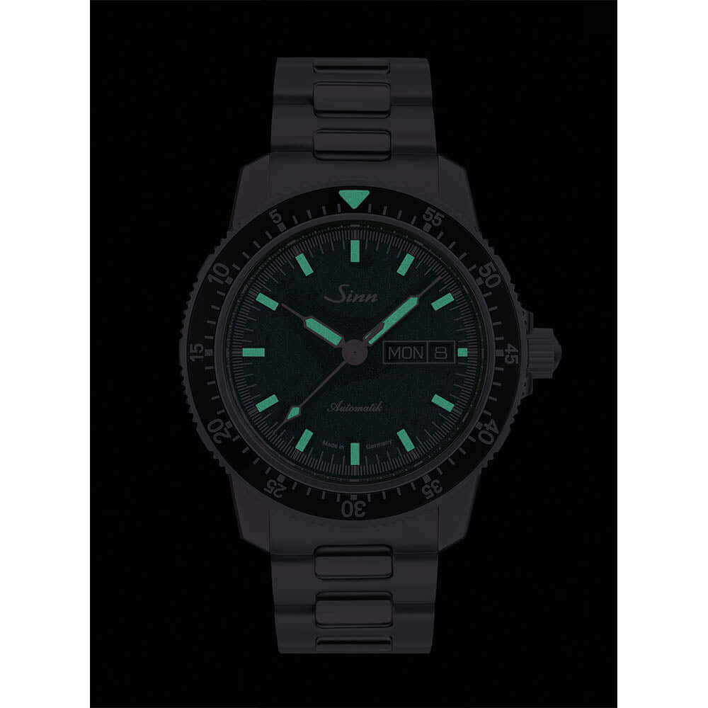 Sinn 104 St Sa I MG pilottikello