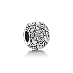 Pandora Shimmering Droplet Charm Hela 791755CZ