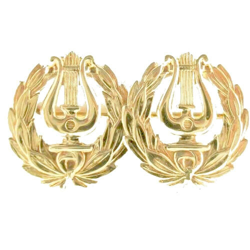 Kultainen Lyyra rintaan / Ylioppilaslyyra