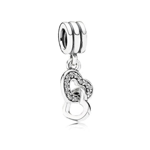 Pandora Sydämet Lomittain Charm Hela 791242CZ