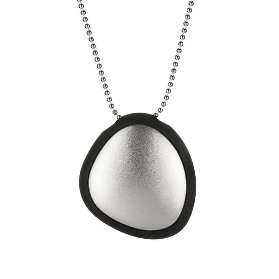 Lumoava Awario Gem metalliketjulla
