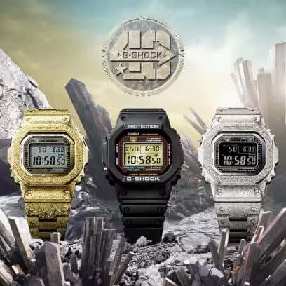 Casio G-Shock GMW-B5000PS-1ER LIMITED EDITION kello, kolme tyyliä, kultainen, musta ja hopea, futuristinen tausta.