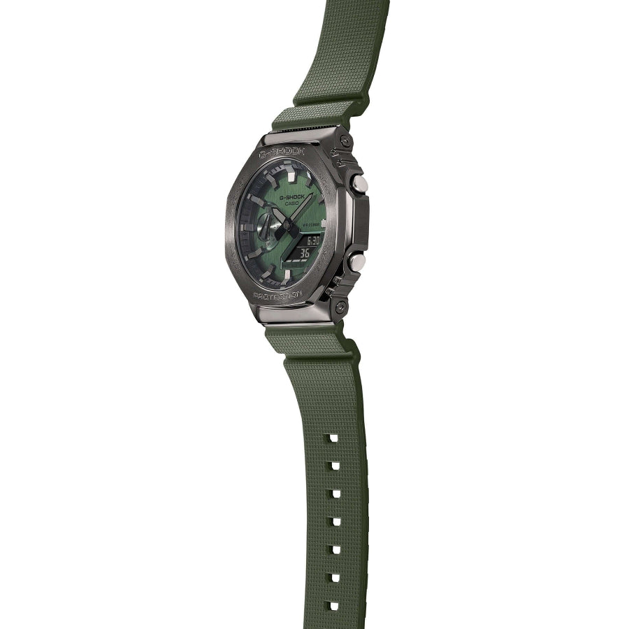Casio G-Shock Metal Covered GM-2100B-3AER
