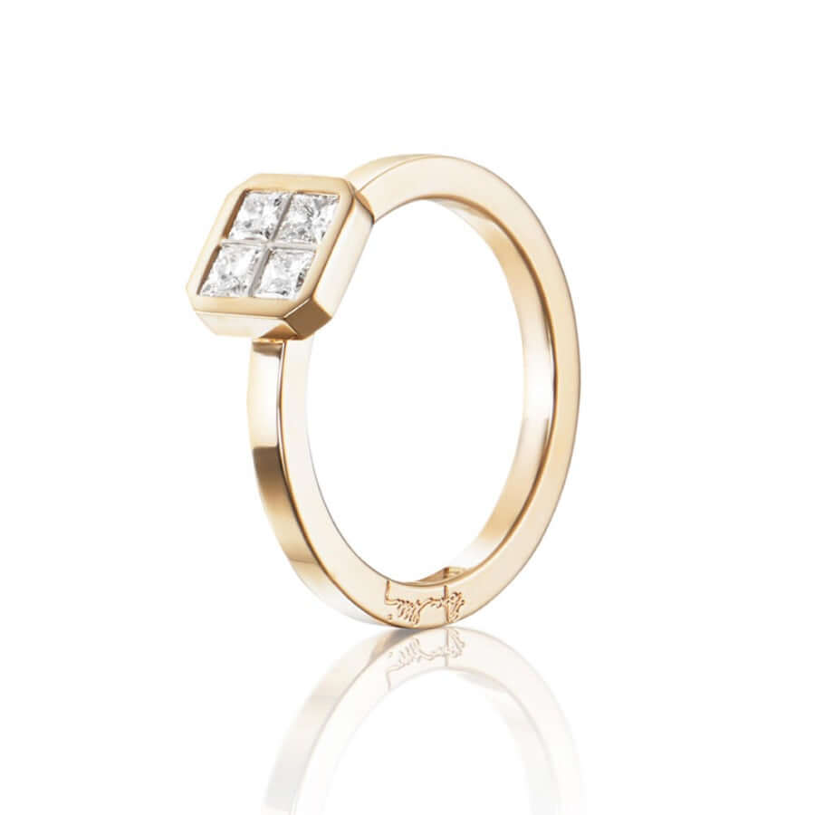 Efva Attling 4 Love Ring timanttisormus