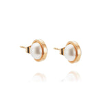 Efva Attling Day Pearl kultaiset korvakorut 12-101-00591