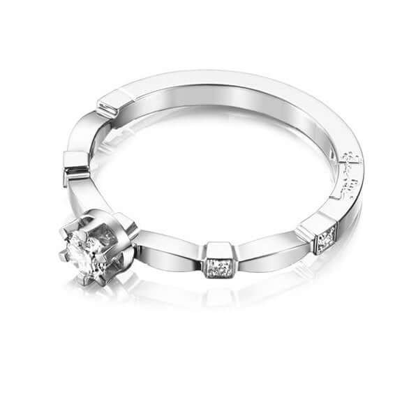 Efva Attling Forget Me Not Star Ring timanttisormus