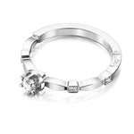 Efva Attling Forget Me Not Star Ring timanttisormus