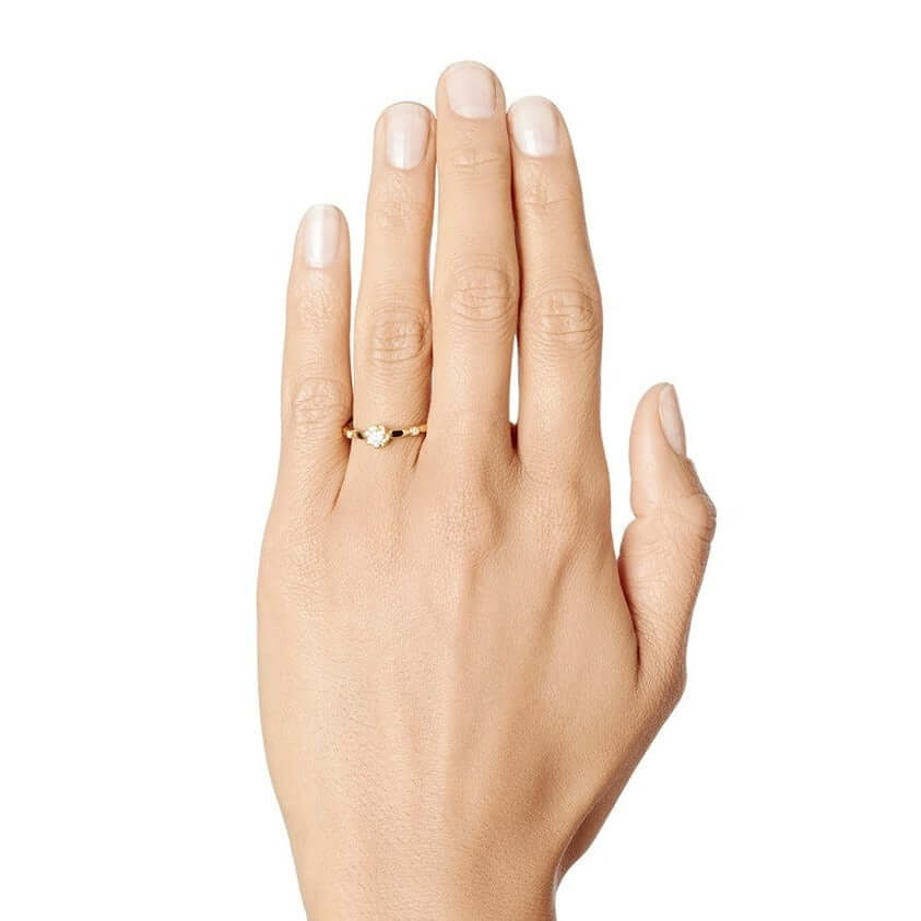 Efva Attling Forget Me Not Star Ring timanttisormus