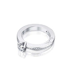 Efva Attling Heart To Heart timanttisormus 13-101-00933