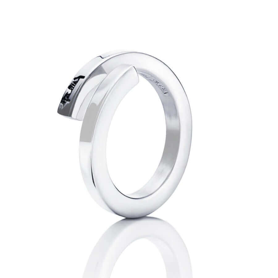 Efva Attling Little Twist sormus 13-100-00039