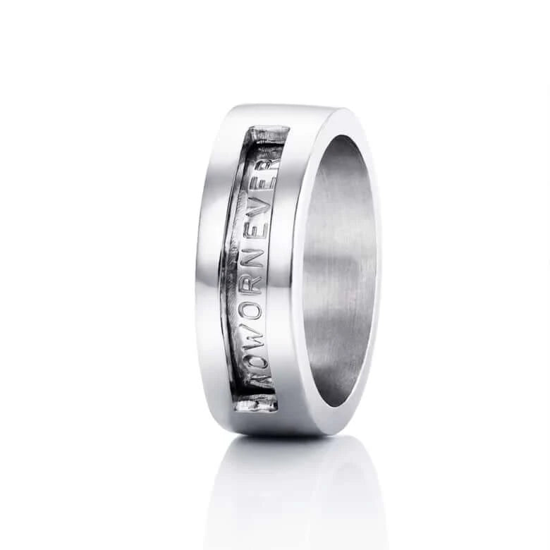 Efva Attling Now Or Never Ring sormus