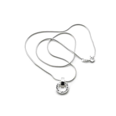 Efva Attling Ring Around Amor Vincit Omnia Kaulakoru