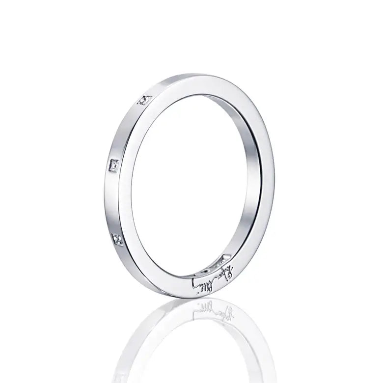 Efva Attling Thin I Love You On Top Ring timanttisormus