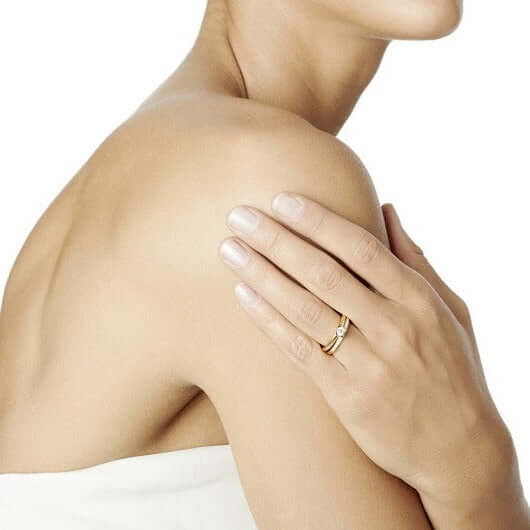 Efva Attling Love Bead Wedding Ring timanttisormus
