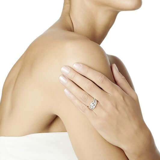Efva Attling You & Me Threesome Ring timanttisormus