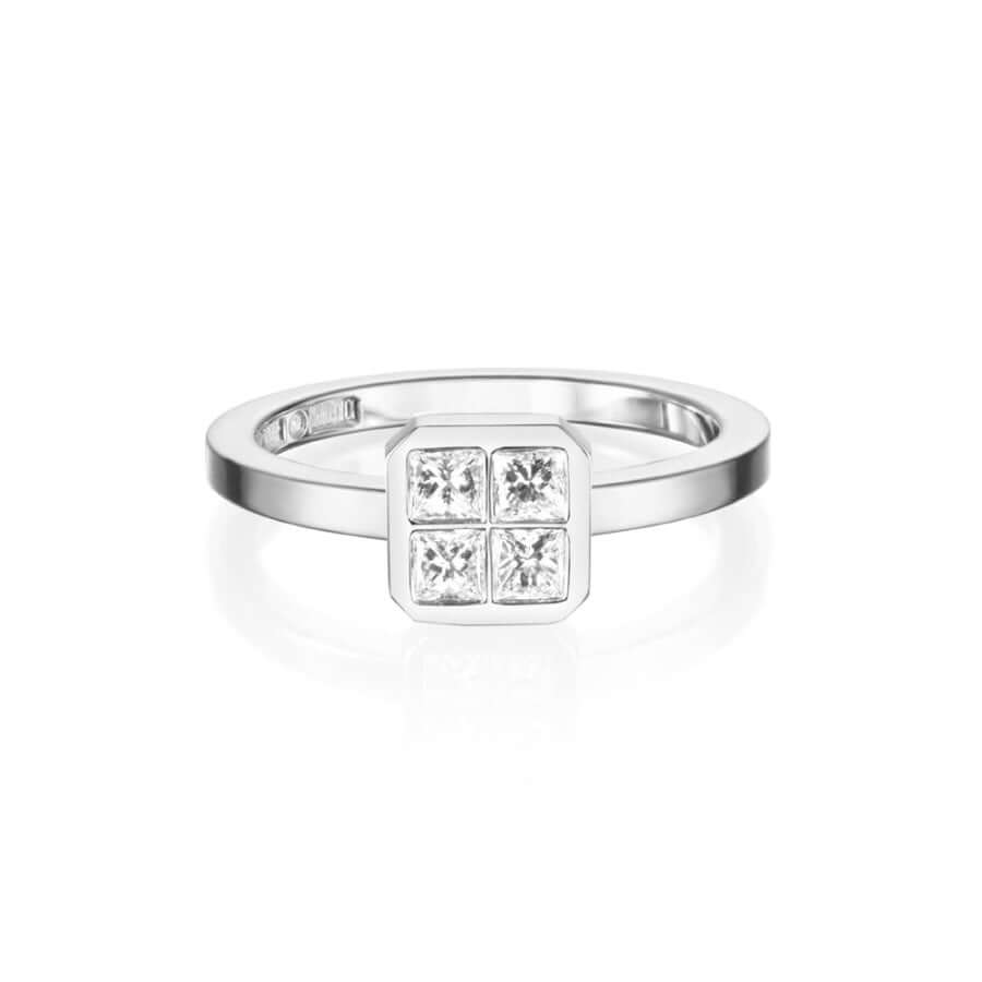 Efva Attling 4 Love Ring timanttisormus